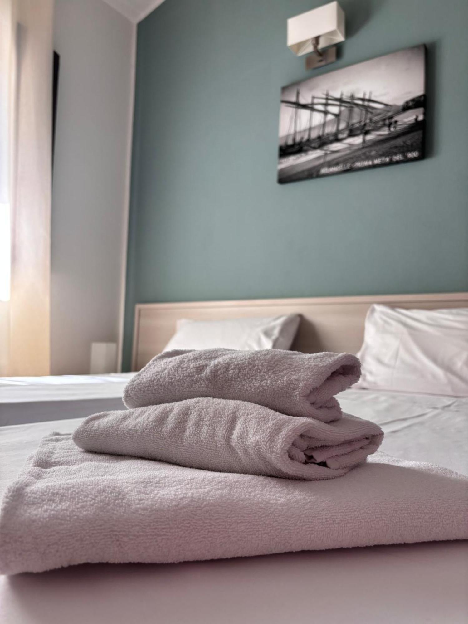 '904 Otel 3*